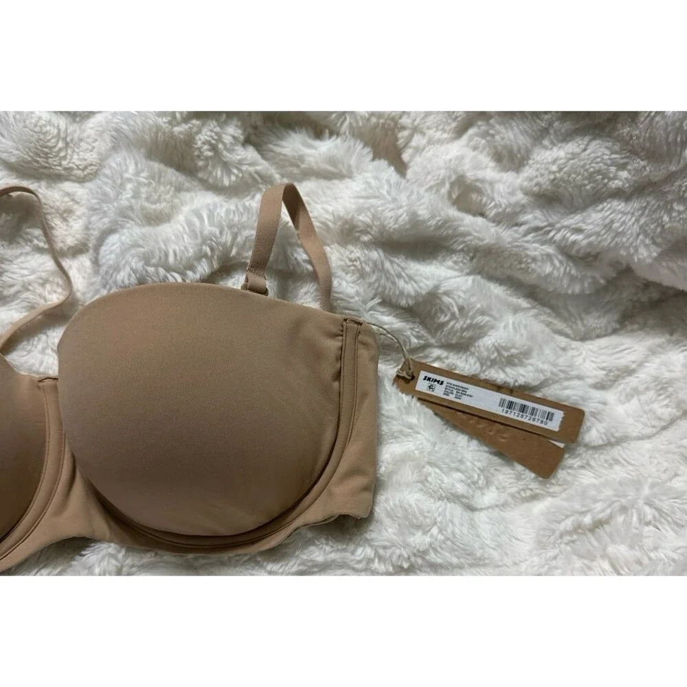 Skims Strapless/convertible/traditional t-shirt bra - Picture 6 of 8